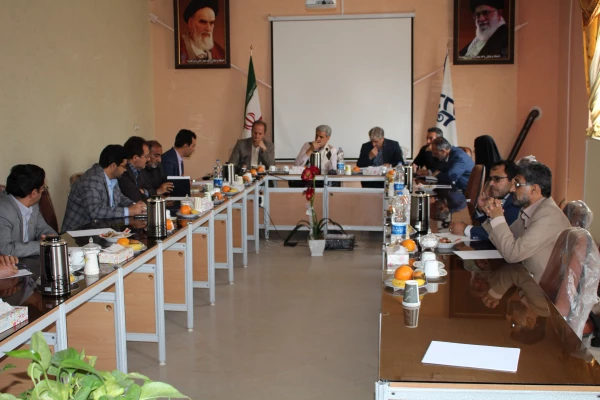 بازدید آقای دکتر آقاخانی و هیأت همراه1