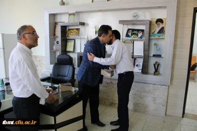 تقدیر واهداء هدیه به برگزیدگان مسابقات  فرهنگی وقرآنی واحد شهید رجایی تربت حیدریه توسط مدیریت محترم مورخه چهار شنبه 96/6/1