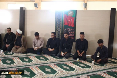 در ادامه برنامه های عزاداری دهه اول محرم  پذیرایی از اساتید ودانشجویان توسط پایگاه بسیج دانشجویی شهید فاضلی دانشگاه فرهنگیان 

این مراسم با زیارت عاشورا ،ذکر مصیبت وسخنرانی هر روز صبح در محل نمازخانه واحد شهید رجایی برگزار می شود