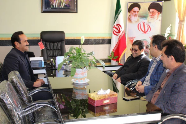 مدارس وابسته