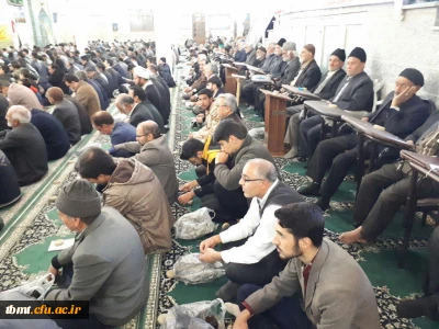 حضور دانشجویان وکارکنان  دانشگاه فرهنگیان واحد شهید رجایی تربت حیدریه در نماز جمعه شهرستان به مناسبت  گرامیداشت هفته بسیج  مورخه جمعه 96/9/3