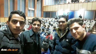 حضور  دانشجویان   واحد شهید رجایی تربت حیدریه  در  تالار اندیشه جهت تماشای تئاتر وجلسه  نقد و بررسی آن با حضور کارگردانان شهرستان تربت حیدریه
21/9/96

مورخه  سه شنبه 96/9/21