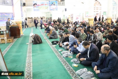 برگزاری مراسم دهه فجر شهرستان تربت حیدریه مورخه دوشنبه 96/11/16 

به میزبانی دانشگاه ها ومراکز آموزش عالی در محل مسجد جامع با حضور  مدیریت وکارکنان دانشگاه فرهنگیان ، واحد شهید رجایی  تربت حیدریه