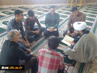 برگزاری نشست های صمیمی  دانشجویان با امام جماعت دانشگاه وطرح سوالات وشبهات دینی بعد از نماز جماعت در واحد شهید رجایی تربت حیدریه