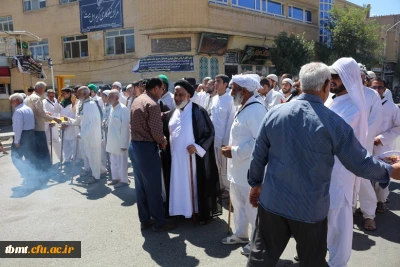 پذیرایی با شربت  از کاروان پیاده زائرین امام رضا (ع) از استان یزد توسط دانشگاه فرهنگیان واحد شهید رجایی تربت حیدریه چهارشنبه 17 مرداد 97