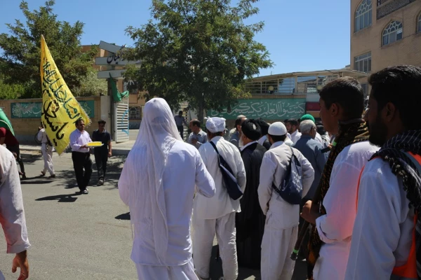 کاروان پیاده