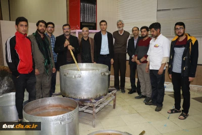 برپایی دیگ حلیم به مناسبت اربعین حسینی(ع) با همت دانشجویان وپرسنل دانشگاه فرهنگیان،واحد شهید رجایی تربت حیدریه مورخه یک شنبه 97.08.06