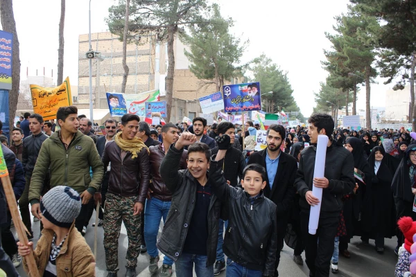 تصویر راهپیمایی