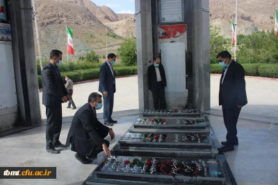 با حضور دکتر انصاری معاون دانشجویی دانشگاه فرهنگیان، دکتر حیدری مدیر کل دانشجویی و دکتر نیری مدیریت امور استانی پردیس های خراسان رضوی صورت گرفت:
افتتاح آشپزخانه مجهز دانشجویی و بازدید از فضاها و مجموعه واحد شهید رجایی و واحد دخترانه امام خمینی(ره) تربت حیدریه 1400.2.29