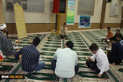 برگزاری محفل تلاوت  و تفسیر قرآن کریم با موضوع شب های آفتابی با ارائه دکتر محمد لایقیان جوان1401.01.14