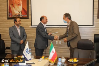 انتصاب مهندس حمید صادق نیا به عنوان مسئول حراست واحد شهید رجایی تربت حیدریه با حضور دکتر دیمه کار مدیریت محترم پردیس های دانشگاه فرهنگیان خراسان رضوی  و جناب آقای امیدی مسئول حراست استان 25 مهر 1401