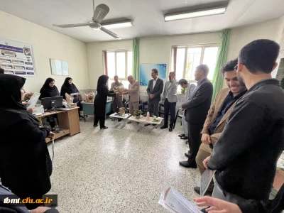 به مناسبت هفته معلم  صورت گرفت: تقدیر از معلمان مدارس کارورزی با حضور سپرست و کارکنان واحد 1403.2.12