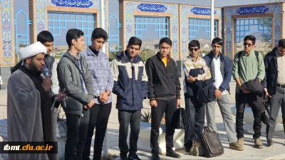 حضور دانشجومعلمان جدیدالورود ۱۴۰۳ با همراهی ریاست و معاونت دانشگاه و جناب سرهنگ قدیرپور مسئول بسیج دانش آموزی در مزار شهدای شهرستان