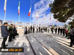 حضور دانشجومعلمان جدیدالورود ۱۴۰۳ با همراهی ریاست و معاونت دانشگاه و جناب سرهنگ قدیرپور مسئول بسیج دانش آموزی در مزار شهدای شهرستان
 3