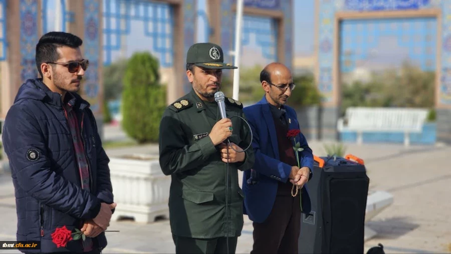 حضور دانشجومعلمان جدیدالورود ۱۴۰۳ با همراهی ریاست و معاونت دانشگاه و جناب سرهنگ قدیرپور مسئول بسیج دانش آموزی در مزار شهدای شهرستان
 5