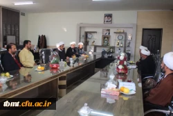 جلسه اساتید گروه معارف با حضور دکتر روحانی ریاست دانشگاه 4