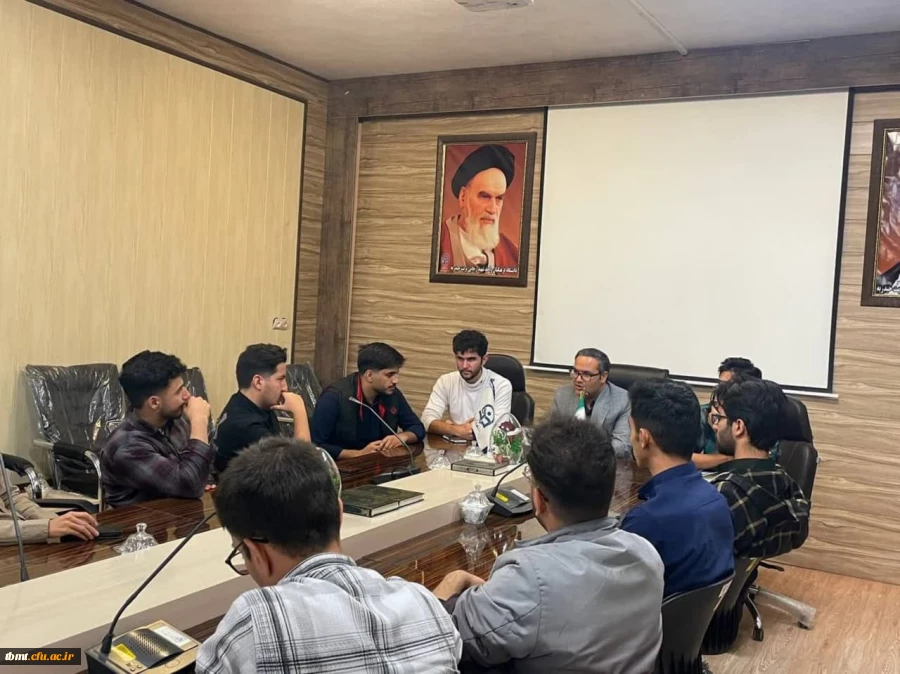 گزارش تصویری از برگزاری شب دوم از مجموعه شب های کتاب 3