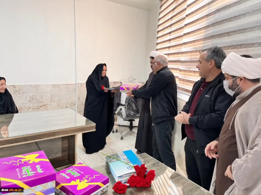 گزارش تصویری برگزاری مراسم گرامیداشت روز زن و مقام مادر 5