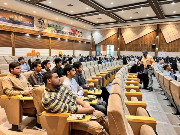 گزارش تصویری برگزاری همایش بزرگ سبک فرزند پروری ویژه والدین، مشاوران و معلمان 3