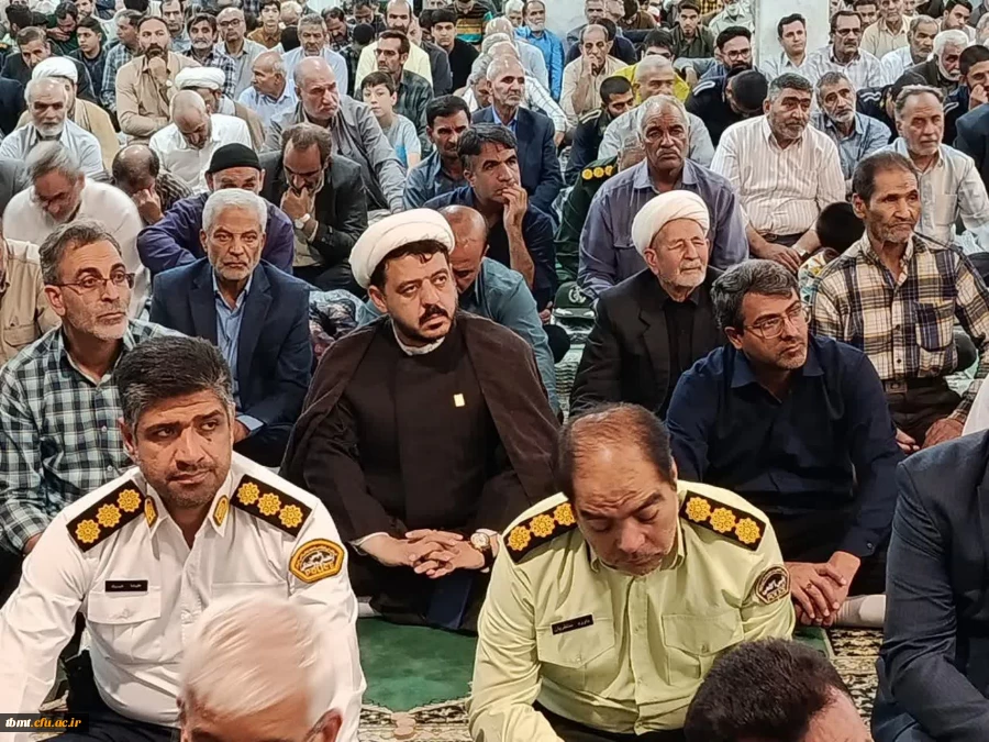 حضور دانشجویان و کارکنان دانشگاه فرهنگیان شهید رجایی تربت حیدریه در نماز جمعه و راهپیمایی جمعه های خشم و نصر  3